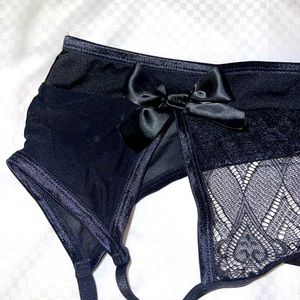 3 piece black lingerie